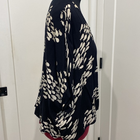 Indian Tropical Button front Blouse | Free Size - Picture 7 of 9